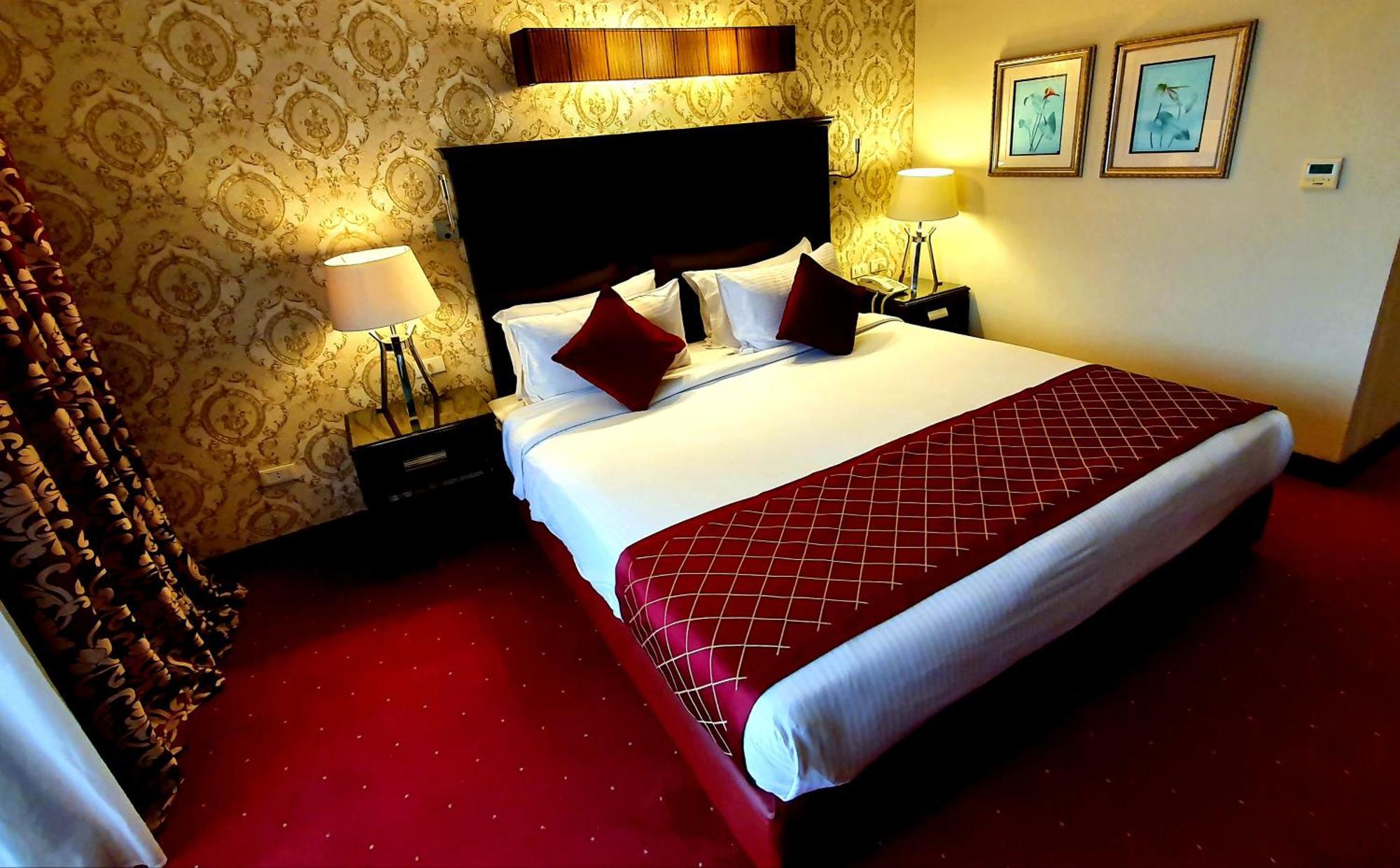 Jewel Sport City And Aqua Park Cairo Exterior photo A bedroom at the hotel